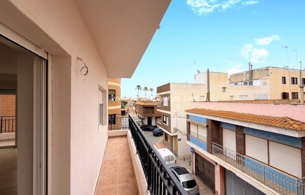 Herverkoop - Appartement / flat - Rojales - Inland