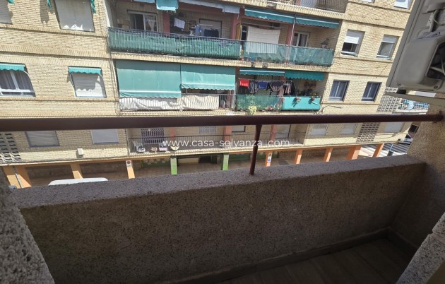 Resale - Apartment / flat - Torrevieja