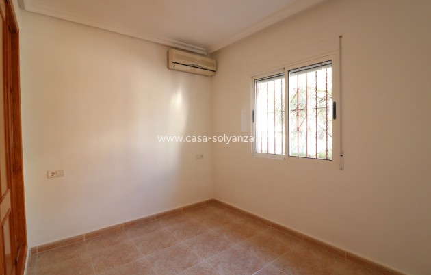 Resale - Villa - Algorfa - Montemar