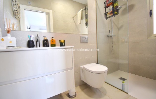 Resale - Villa - Orihuela Costa - Villamartín