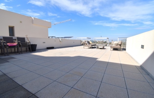 Resale - Villa - Orihuela Costa - Villamartín