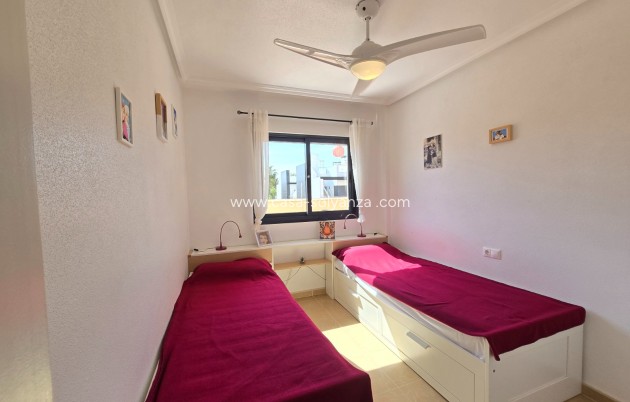Herverkoop - Appartement / flat - Orihuela Costa - Costa Blanca