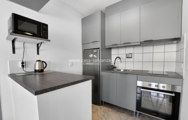 Herverkoop - Appartement / flat - Torrevieja - Doña Ines