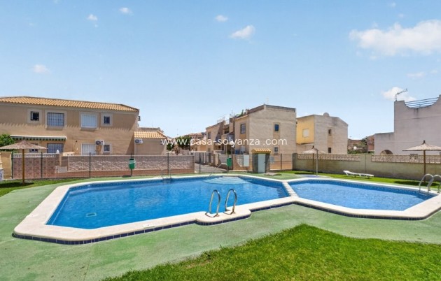 Herverkoop - Appartement / flat - Torrevieja - Doña Ines