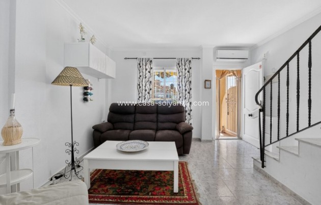Herverkoop - Herenhuis - Torrevieja - Aguas nuevas