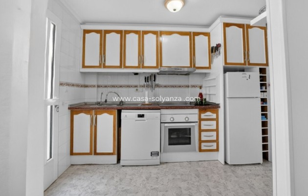 Herverkoop - Herenhuis - Torrevieja - Aguas nuevas