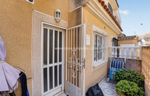 Herverkoop - Herenhuis - Torrevieja - Aguas nuevas