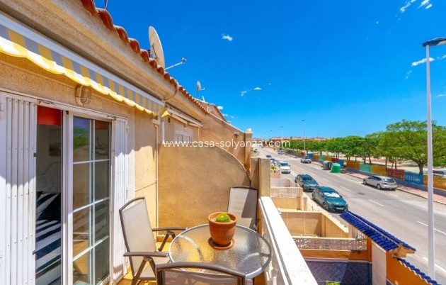 Herverkoop - Herenhuis - Torrevieja - Aguas nuevas