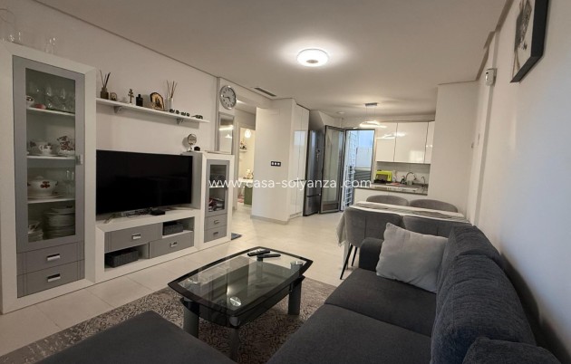 Herverkoop - Herenhuis - Torrevieja - Aguas nuevas