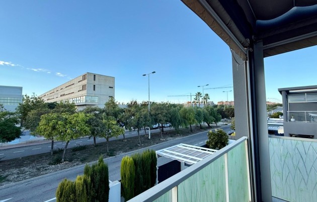 Herverkoop - Herenhuis - Torrevieja - Aguas nuevas