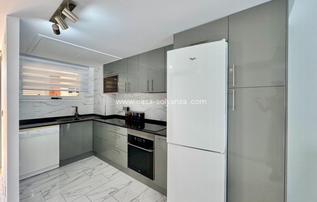 Herverkoop - Appartement / flat - Orihuela Costa - Punta Prima
