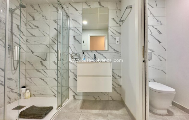 Herverkoop - Appartement / flat - Orihuela Costa - Las Filipinas