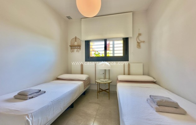Herverkoop - Appartement / flat - Orihuela Costa - Las Filipinas