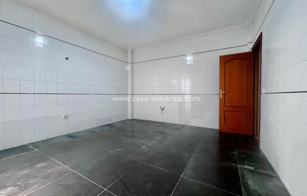 Herverkoop - Appartement / flat - Pilar de la Horadada - pueblo