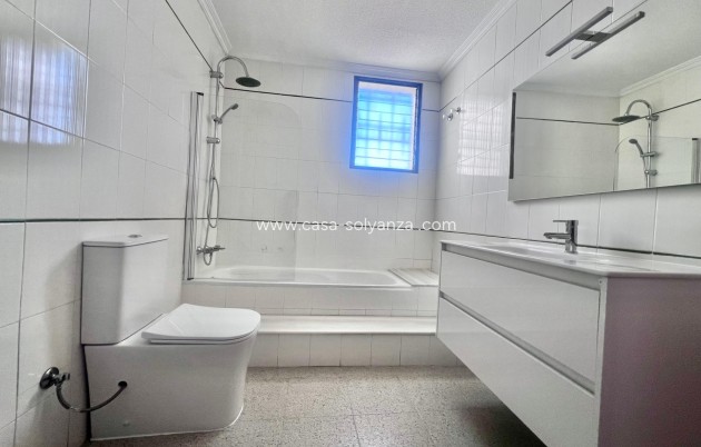 Herverkoop - Appartement / flat - Pilar de la Horadada - pueblo