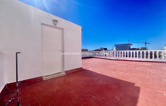 Herverkoop - Appartement / flat - Pilar de la Horadada - pueblo