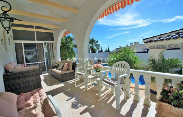 Wiederverkauf - Villa - Villamartin - Villamartín