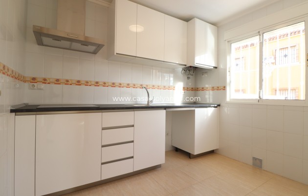 Herverkoop - Quad Villa - Ciudad Quesada - Lo Marabu
