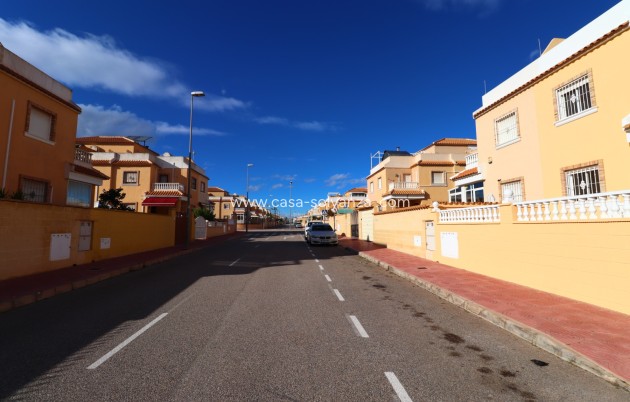 Herverkoop - Quad Villa - Ciudad Quesada - Lo Marabu