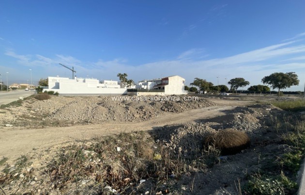 Herverkoop - Land - Dolores - Costa Blanca