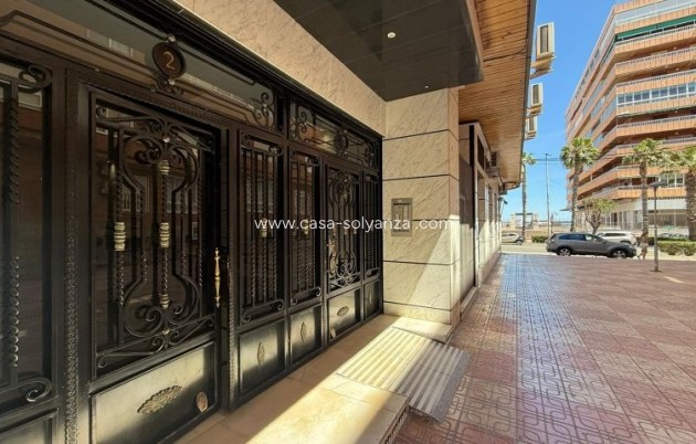 Resale - Apartment / flat - Torrevieja - Costa Blanca