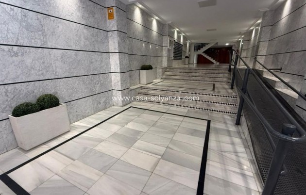 Resale - Apartment / flat - Torrevieja - Costa Blanca