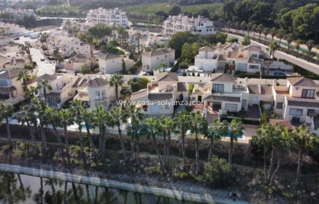 Herverkoop - Villa - Orihuela Costa - Costa Blanca
