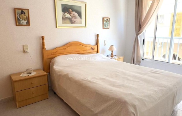 Herverkoop - Appartement / flat - Torrevieja - Acequion