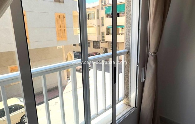 Herverkoop - Appartement / flat - Torrevieja - Acequion