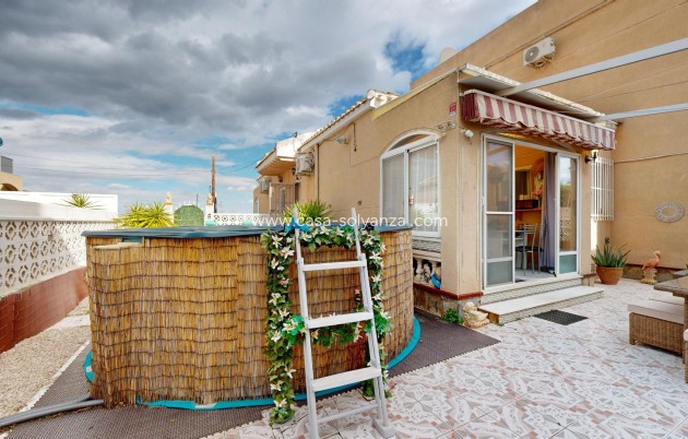 Herverkoop - Villa - San Miguel de Salinas - 03193