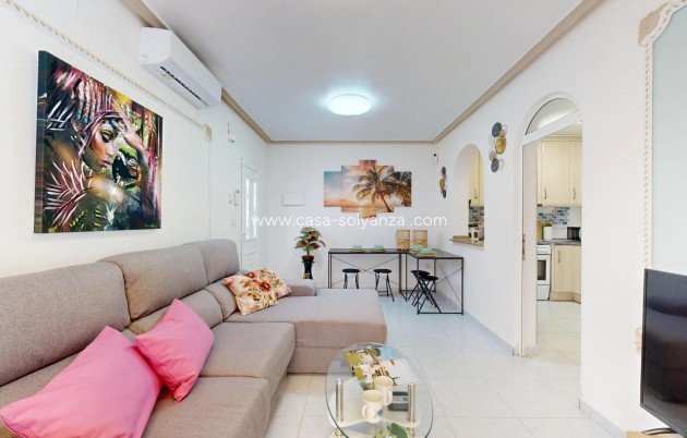 Herverkoop - Villa - San Miguel de Salinas - 03193