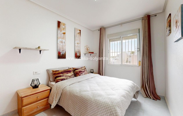 Herverkoop - Villa - San Miguel de Salinas - 03193