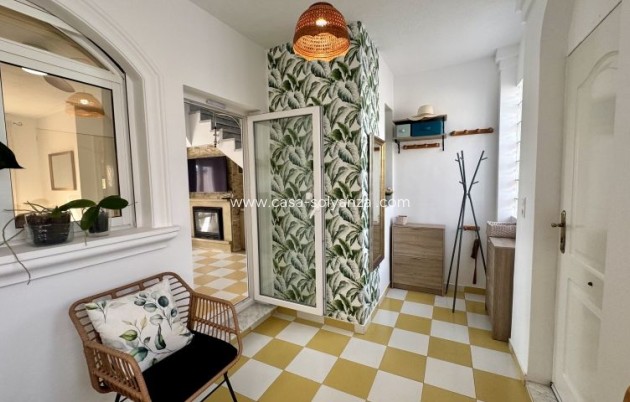Resale - Villa - Torrevieja - Costa Blanca
