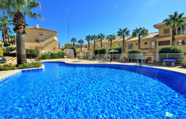 Resale - Apartment / flat - Cabo Roig