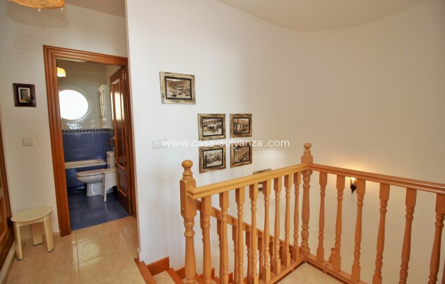 Resale - Apartment / flat - Cabo Roig