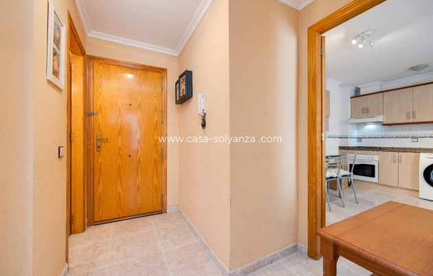 Herverkoop - Appartement / flat - Torrevieja - Playa De Los Naufragos