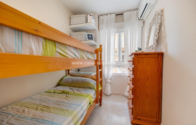 Herverkoop - Appartement / flat - Torrevieja - Playa De Los Naufragos