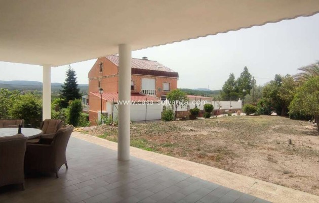 Wiederverkauf - Kommerziell - Ayora