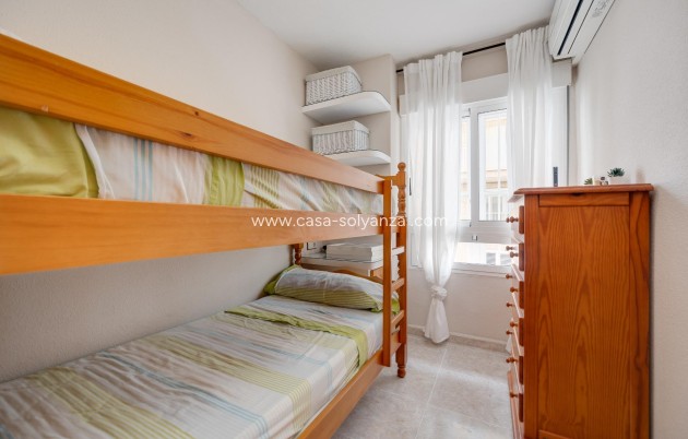 Herverkoop - Appartement / flat - Torrevieja - Playa De Los Naufragos