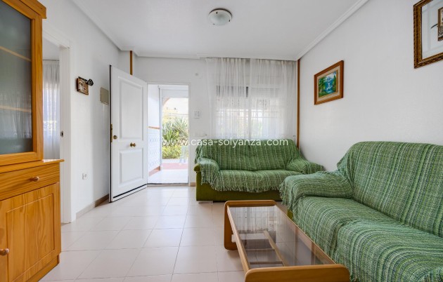 Herverkoop - Bungalow - Torrevieja - Playa De Los Naufragos