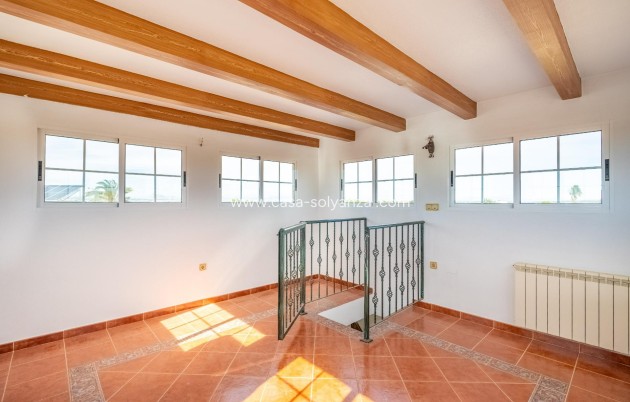 Herverkoop - Villa - Torrevieja - El chaparral