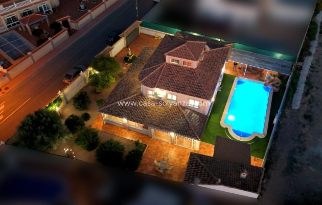 Herverkoop - Villa - Torrevieja - El chaparral