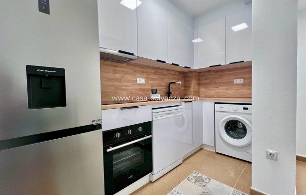 Herverkoop - Appartement / flat - Torrevieja - Acequion