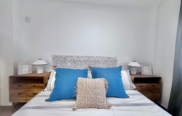 Herverkoop - Appartement / flat - Torrevieja - Acequion