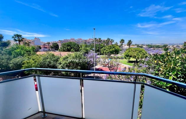 Herverkoop - Appartement / flat - Torrevieja - Acequion