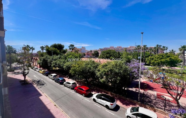 Herverkoop - Appartement / flat - Torrevieja - Acequion