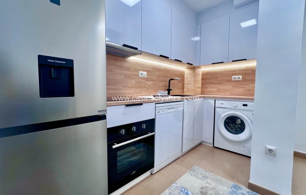Herverkoop - Appartement / flat - Torrevieja - Acequion
