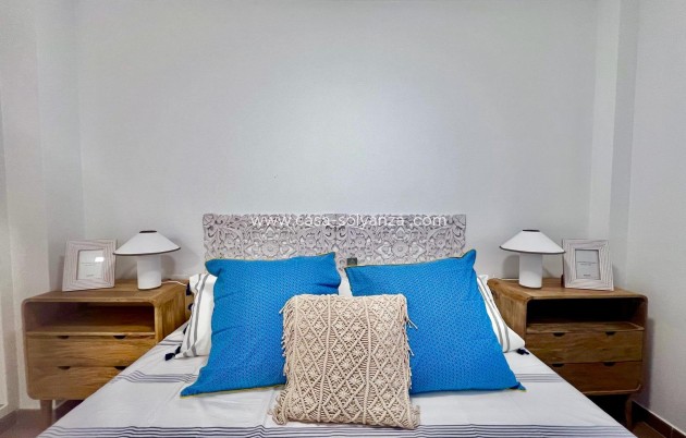 Herverkoop - Appartement / flat - Torrevieja - Acequion