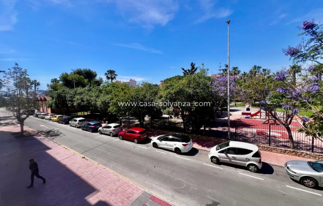 Herverkoop - Appartement / flat - Torrevieja - Acequion