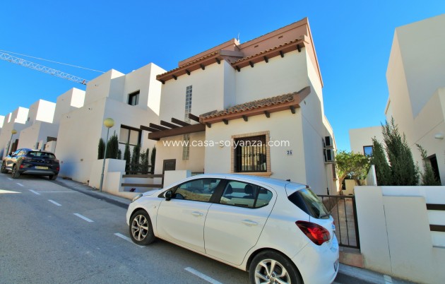 Herverkoop - Villa - Villamartin - PAU 8